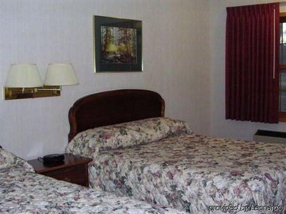 The At Dos Rios Golf Course Inn