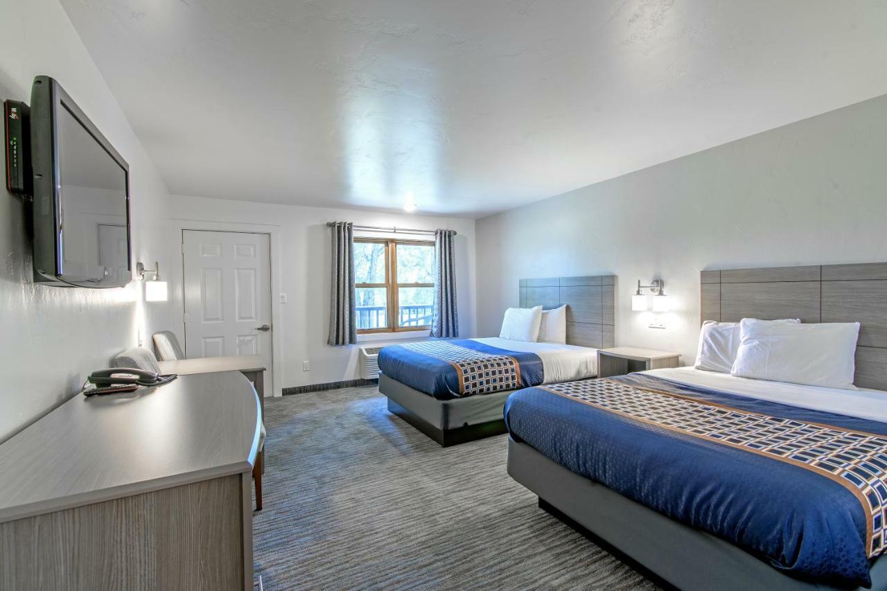 The At Dos Rios Golf Course Inn 2*